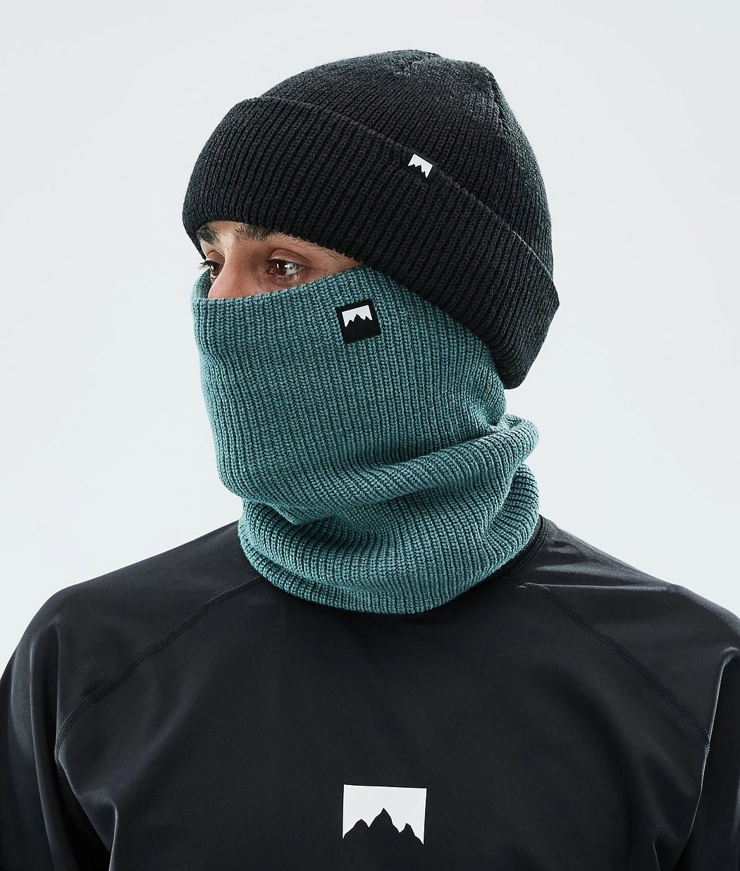 Classic Knitted Facemask Atlantic - Image 3