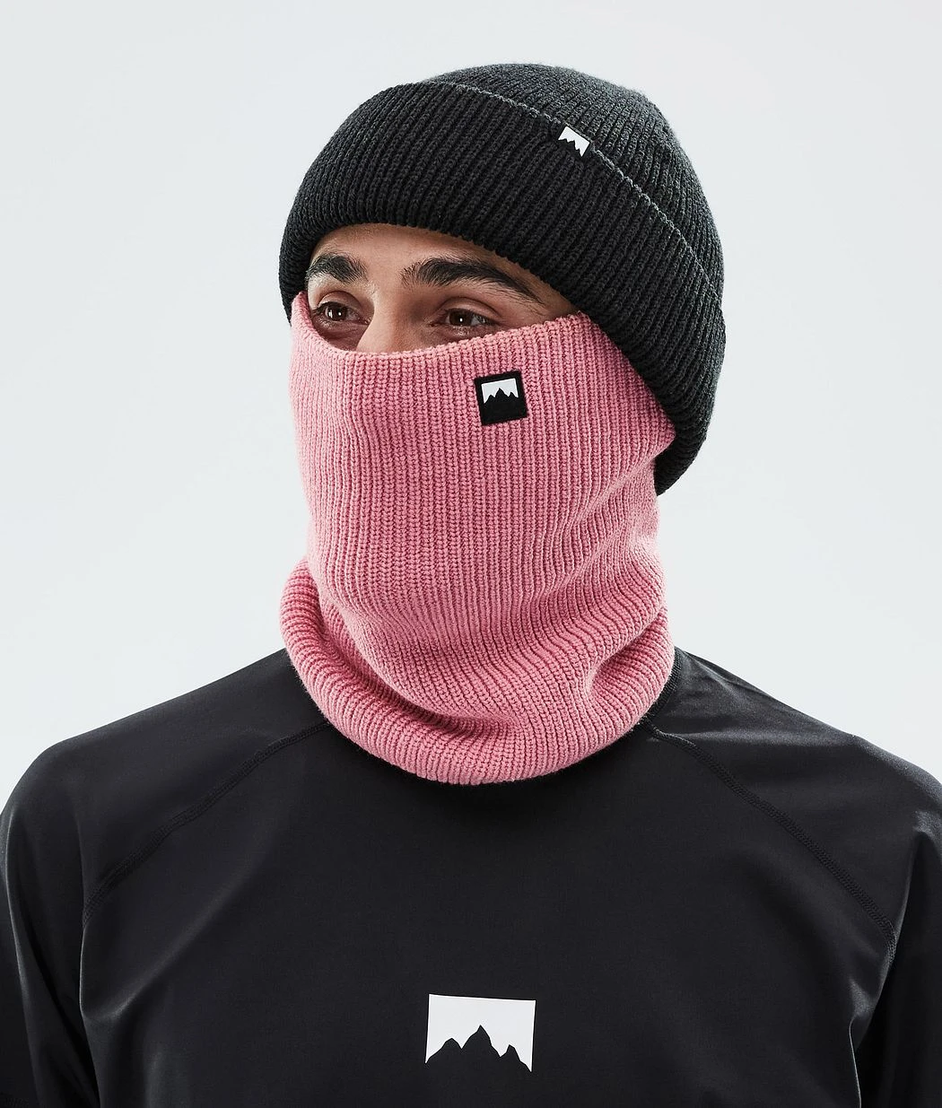 Classic Knitted Facemask Pink - Image 3